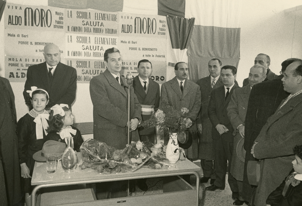 Inaugurazione del nuovo edificio scolastico a Mola di Bari